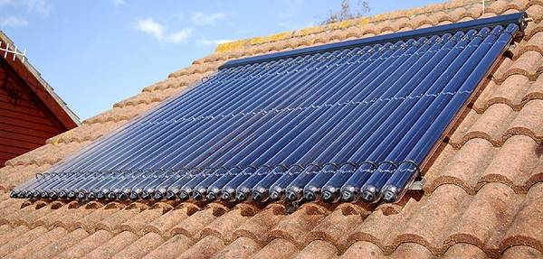 pente toit panneau solaire