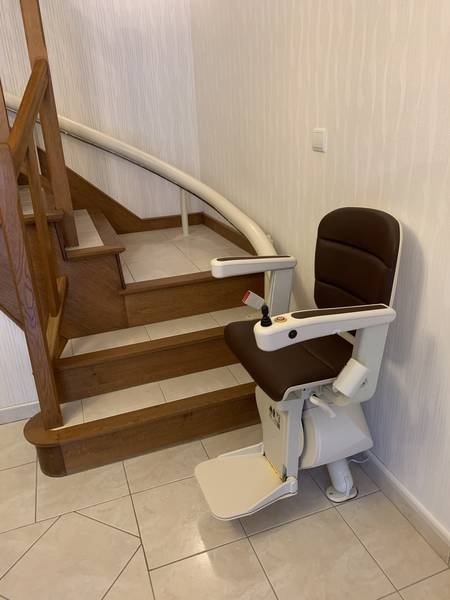 fauteuil roulant monte escalier prix