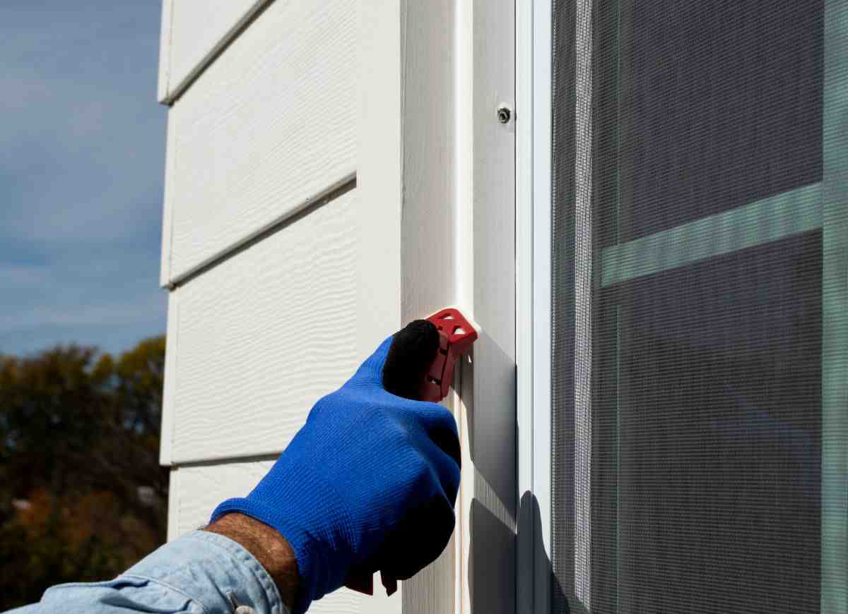Comment calfeutrer une fenêtre en PVC ?
